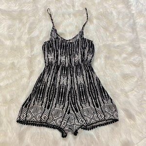 Black & White Aztec Print Romper With Pockets